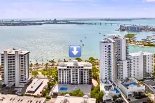 707 S Gulfstream Ave, Sarasota, FL 34236 - Photo 1