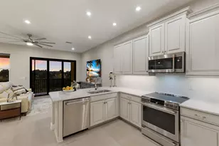 5565 Cannes Cir, Sarasota, FL 34231 - Photo 11