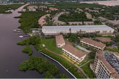 5565 Cannes Circle #5565, Sarasota, FL 34231 - Photo 57