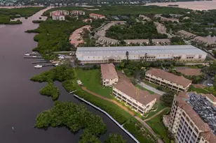 5565 Cannes Cir, Sarasota, FL 34231 - Photo 57