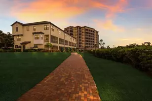 5565 Cannes Cir, Sarasota, FL 34231 - Photo 73