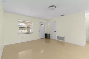 90 Venice E Blvd, Venice, FL 34293 - Photo 7