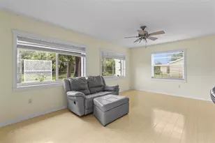 90 Venice E Blvd, Venice, FL 34293 - Photo 25