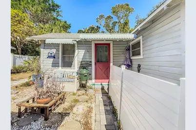 1687 Arlington Street, Sarasota, FL 34239 - Photo 11