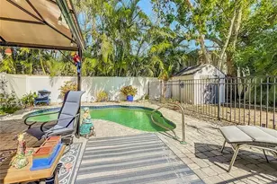 1687 Arlington St, Sarasota, FL 34239 - Photo 15