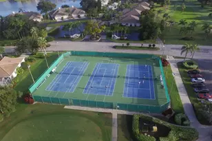 4202 Caddie Dr E, Bradenton, FL 34203 - Photo 37