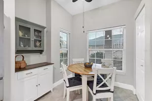 4202 Caddie Dr E, Bradenton, FL 34203 - Photo 7