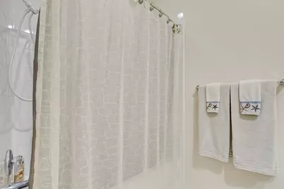 7812 Bergamo Avenue, Sarasota, FL 34238 - Photo 27