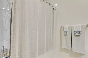 7812 Bergamo Ave, Sarasota, FL 34238 - Photo 27