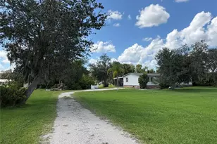 10649 SW Park Ave, Arcadia, FL 34269 - Photo 9