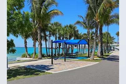 482 E Royal Flamingo Drive, Sarasota, FL 34236 - Photo 49