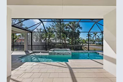 482 E Royal Flamingo Drive, Sarasota, FL 34236 - Photo 35