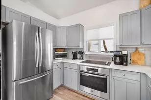 203 72nd St, Holmes Beach, FL 34217 - Photo 33