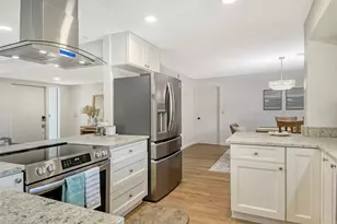 6722 Roxbury Dr, Sarasota, FL 34231 - Photo 29
