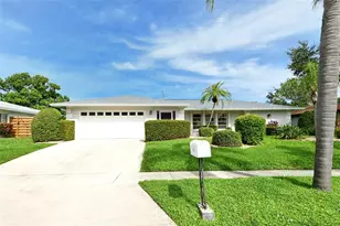 6722 Roxbury Dr, Sarasota, FL 34231 - Photo 53