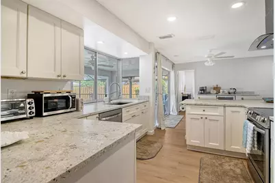 6722 Roxbury Drive, Sarasota, FL 34231 - Photo 27