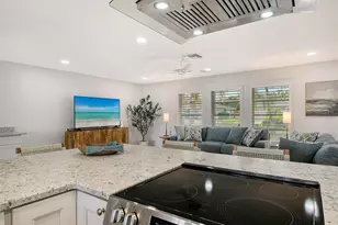 6722 Roxbury Dr, Sarasota, FL 34231 - Photo 31