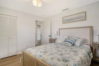 6722 Roxbury Drive, Sarasota, FL 34231 - Photo 41