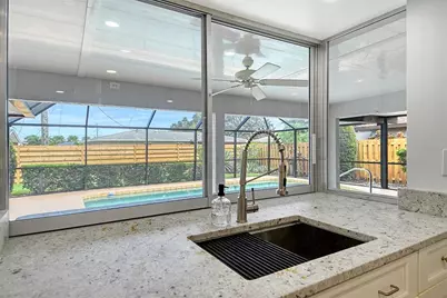 6722 Roxbury Drive, Sarasota, FL 34231 - Photo 29