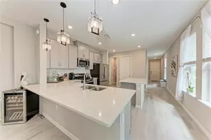 15113 Shady Palms Ln, Nokomis, FL 34275 - Photo 9