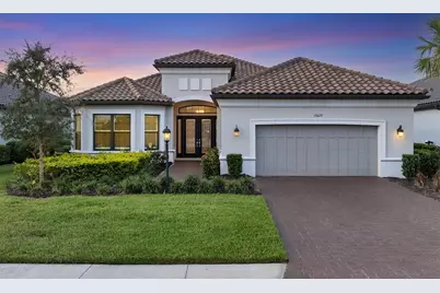 15029 Montello Way, Lakewood Ranch, FL 34211 - Photo 3