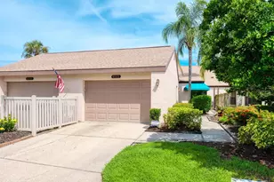 6103 Clubside Dr, Sarasota, FL 34243 - Photo 1