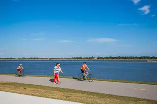 6103 Clubside Dr, Sarasota, FL 34243 - Photo 71