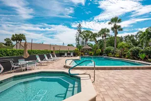 6103 Clubside Dr, Sarasota, FL 34243 - Photo 35