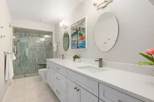 6103 Clubside Dr, Sarasota, FL 34243 - Photo 23