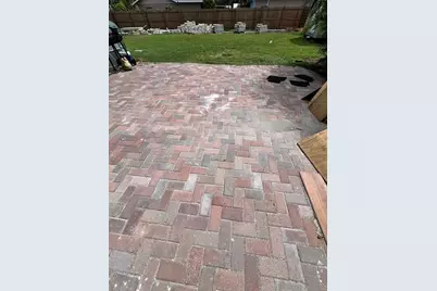 4223 Sawyer Road, Sarasota, FL 34233 - Photo 9