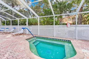 6052 Bonaventure Pl, Sarasota, FL 34243 - Photo 37