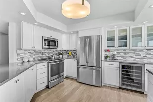 988 Blvd of the Arts, Sarasota, FL 34236 - Photo 7