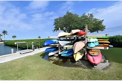 4976 Gulf Of Mexico Drive #Villa 18, Longboat Key, FL 34228 - Photo 37