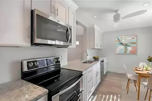 4976 Gulf of Mexico Dr, Longboat Key, FL 34228 - Photo 9
