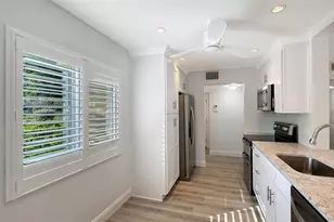 4976 Gulf of Mexico Dr, Longboat Key, FL 34228 - Photo 11