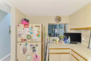 255 Fenwick Dr, Venice, FL 34285 - Photo 13