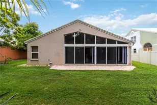 5509 83rd Terrace E, Sarasota, FL 34243 - Photo 25