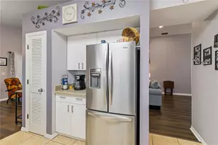 5509 83rd Terrace E, Sarasota, FL 34243 - Photo 11