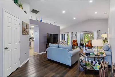 5509 83rd Terrace E, Sarasota, FL 34243 - Photo 7