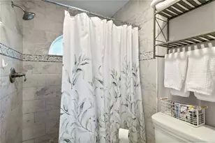 5509 83rd Terrace E, Sarasota, FL 34243 - Photo 21