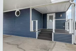 2009 Iowa Ave, Bradenton, FL 34207 - Photo 3