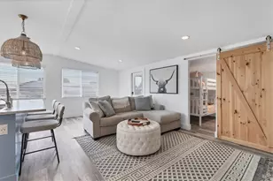 2009 Iowa Ave, Bradenton, FL 34207 - Photo 9