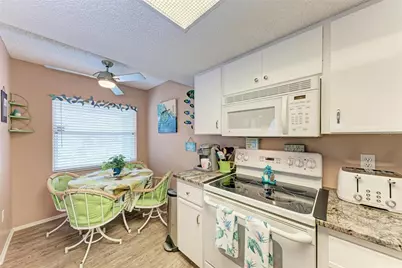 342 108th Street W #342, Bradenton, FL 34209 - Photo 9