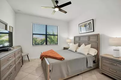 5161 Coral Reef Way, Bradenton, FL 34211 - Photo 9