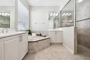 7406 Lake Forest Gln, Lakewood Ranch, FL 34202 - Photo 23