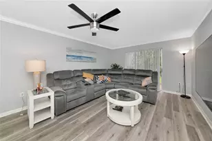 966 La Costa Cir, Sarasota, FL 34237 - Photo 17