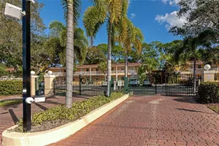 966 La Costa Cir, Sarasota, FL 34237 - Photo 39