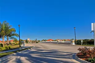 1400 Burgos Dr, Sarasota, FL 34238 - Photo 45