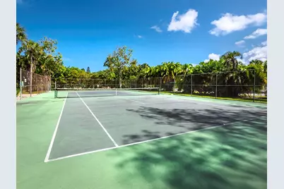 7105 Gulf Of Mexico Drive #21, Longboat Key, FL 34228 - Photo 49