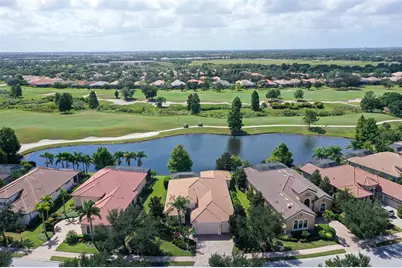 14718 Secret Harbor Place, Lakewood Ranch, FL 34202 - Photo 3
